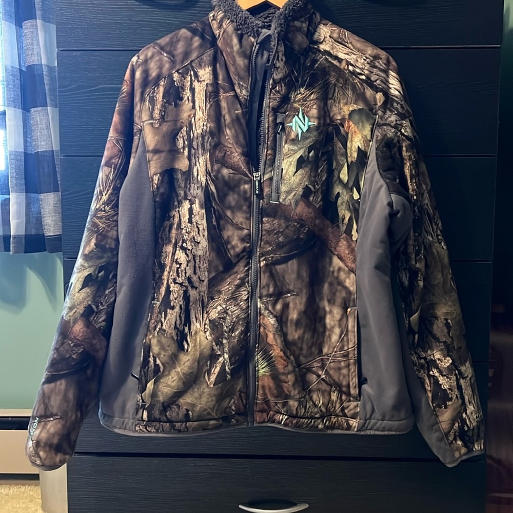 Women’s Mossy Oak Harvester Wind & Water Resistant Sherpa Fleece Jacket